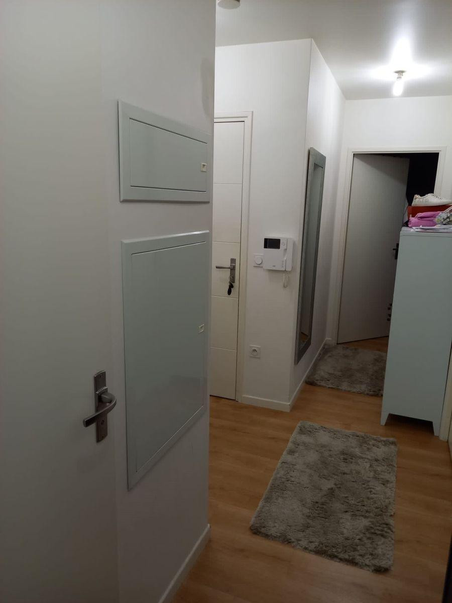 
                                                Location
                                                 Superbe 3P avec jardin 65m2 à Choisy le Roi