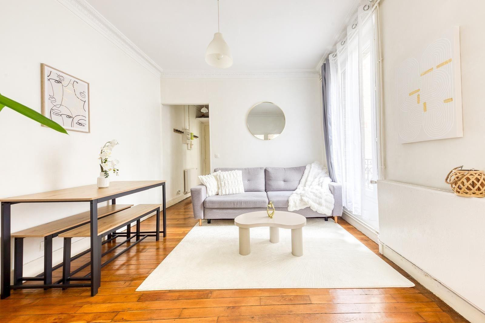 
                                                Location
                                                 Superbe 3P meublé 40m² au calme