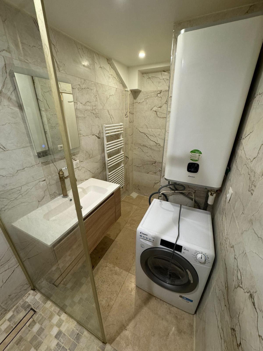
                                                Location
                                                 Superbe 3P meublé 51m²