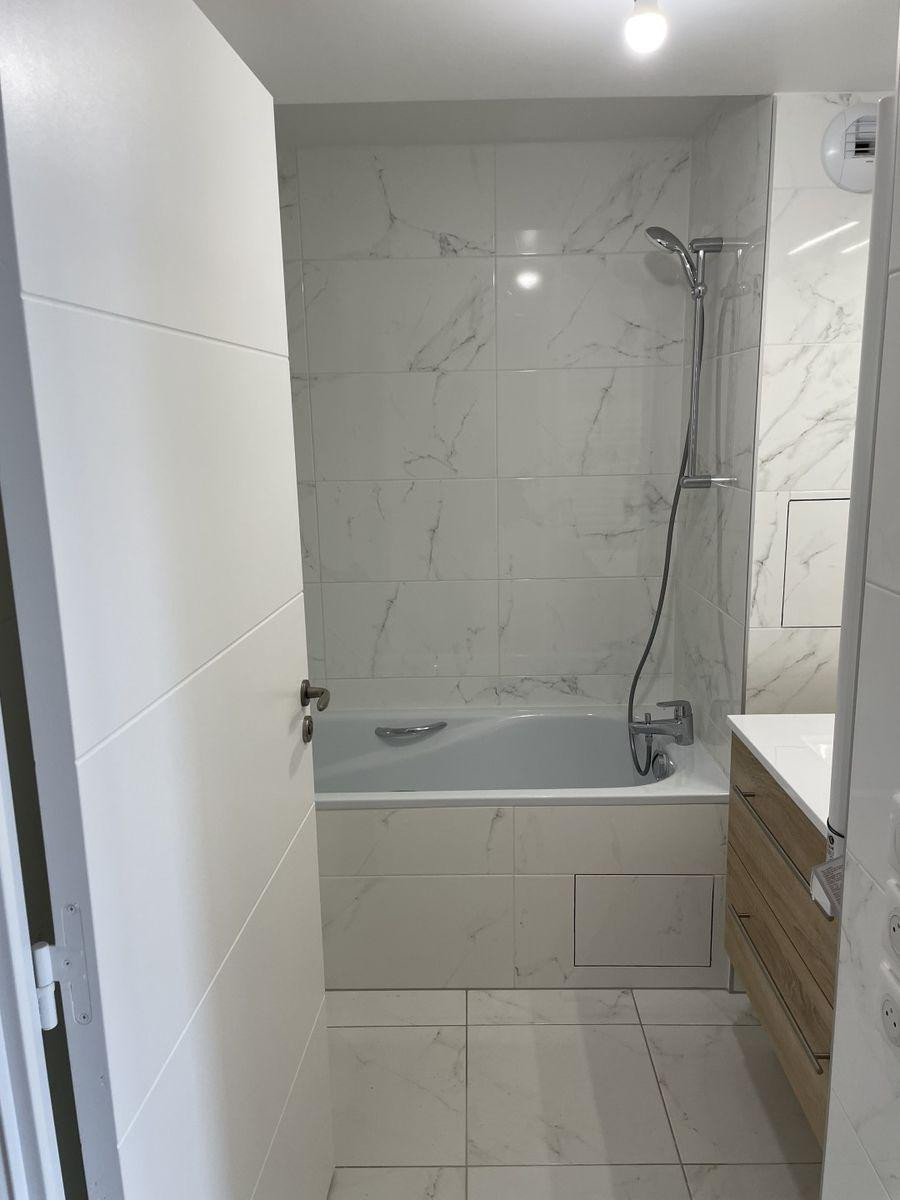 
                                                Location
                                                 Superbe 3P meublé 59m² neuf à Clichy