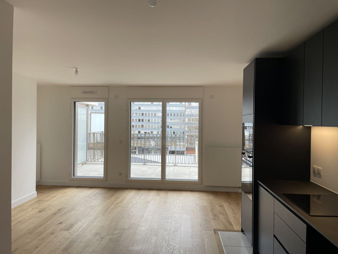 
                                                Location
                                                 Superbe 3P meublé 59m² neuf à Clichy