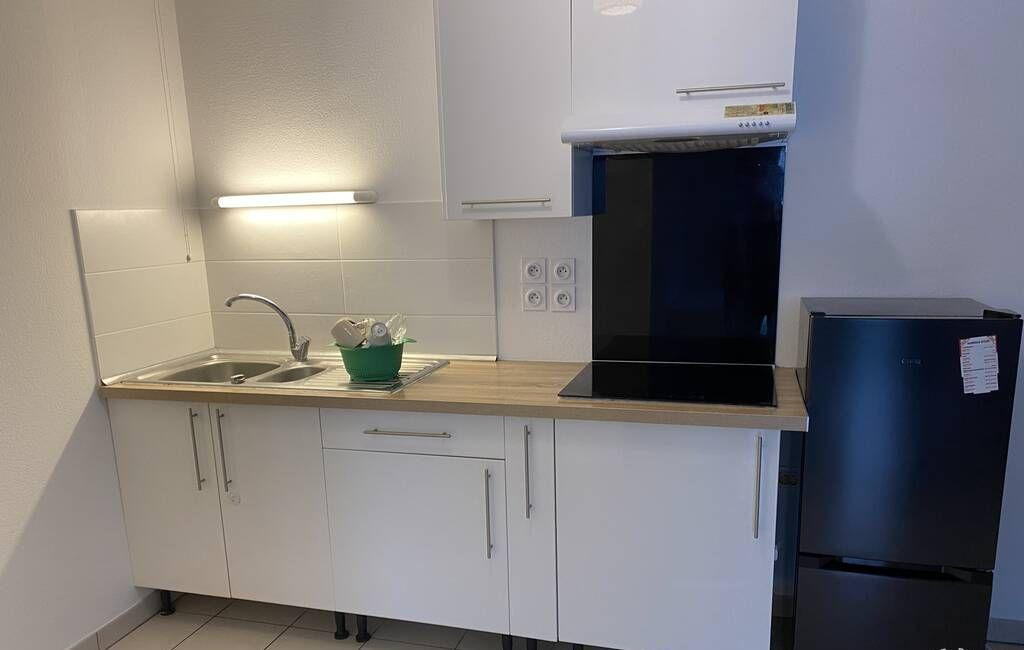 
                                                Location
                                                 Superbe 3P meublé 66m² +terrasse Bassin à flots
