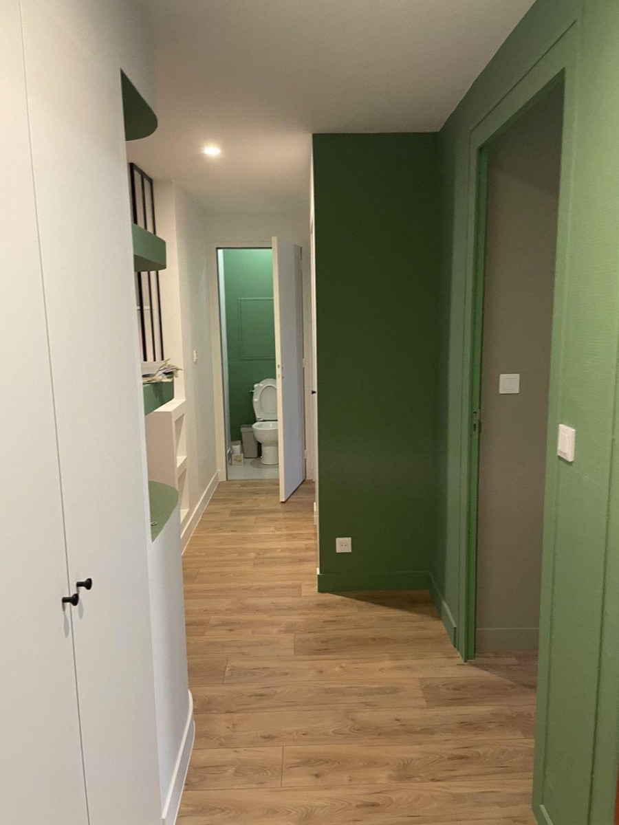 
                                                Location
                                                 Superbe 3P meublé 67m² entièrement rénové