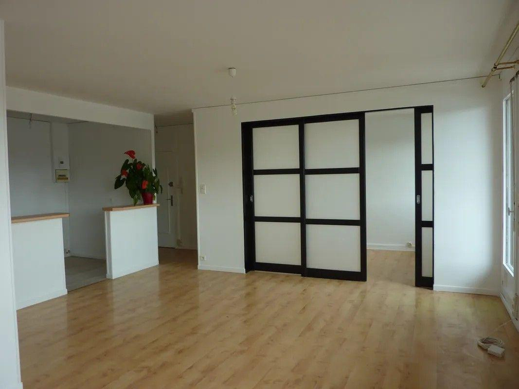 
                                                Location
                                                 Superbe 5P 67m² balcon à Clermont coloc possible