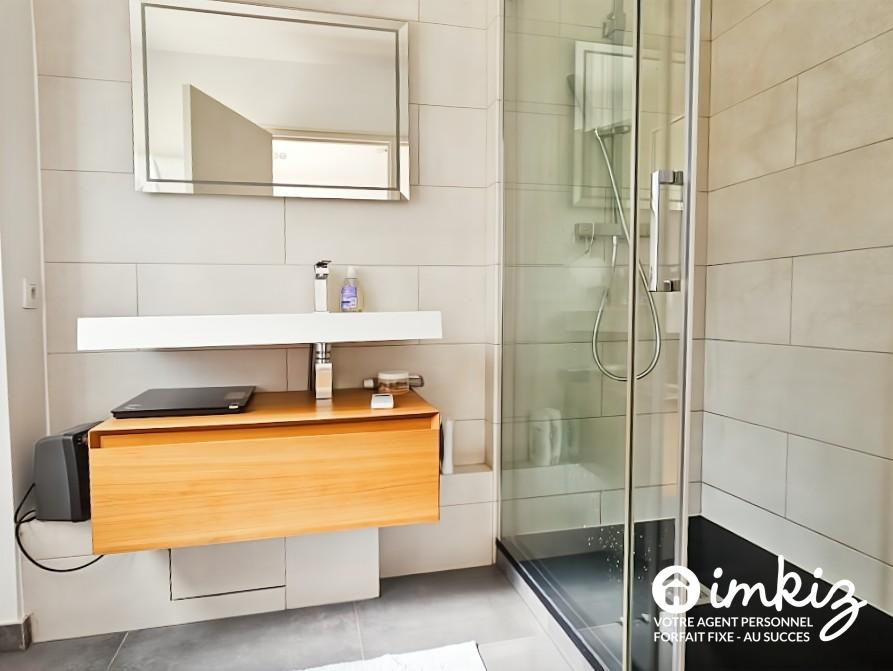 
                                                Vente
                                                 superbe 94m²-suite parentale- parking possible