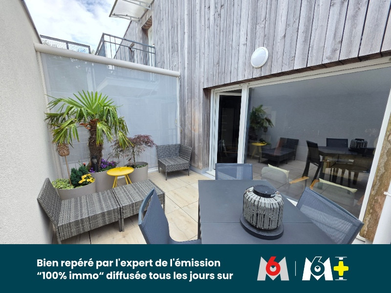 
                                                Vente
                                                 SUPERBE APPARTEMENT - 2 CHAMBRES - LUMINEUX - AUCUN TRAVAUX A PREVOIR