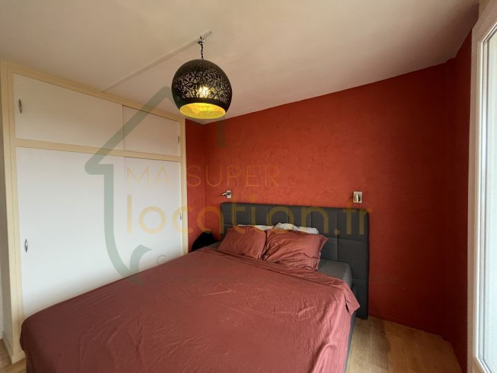 
                                                Location
                                                 Superbe Appartement 4 pièces dans une résidence calme proche du centre-ville de Saint-Quentin