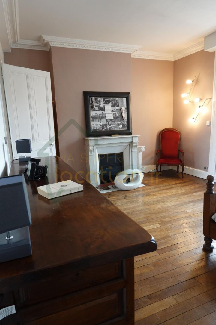 
                                                Location
                                                 Superbe Appartement 55 m²