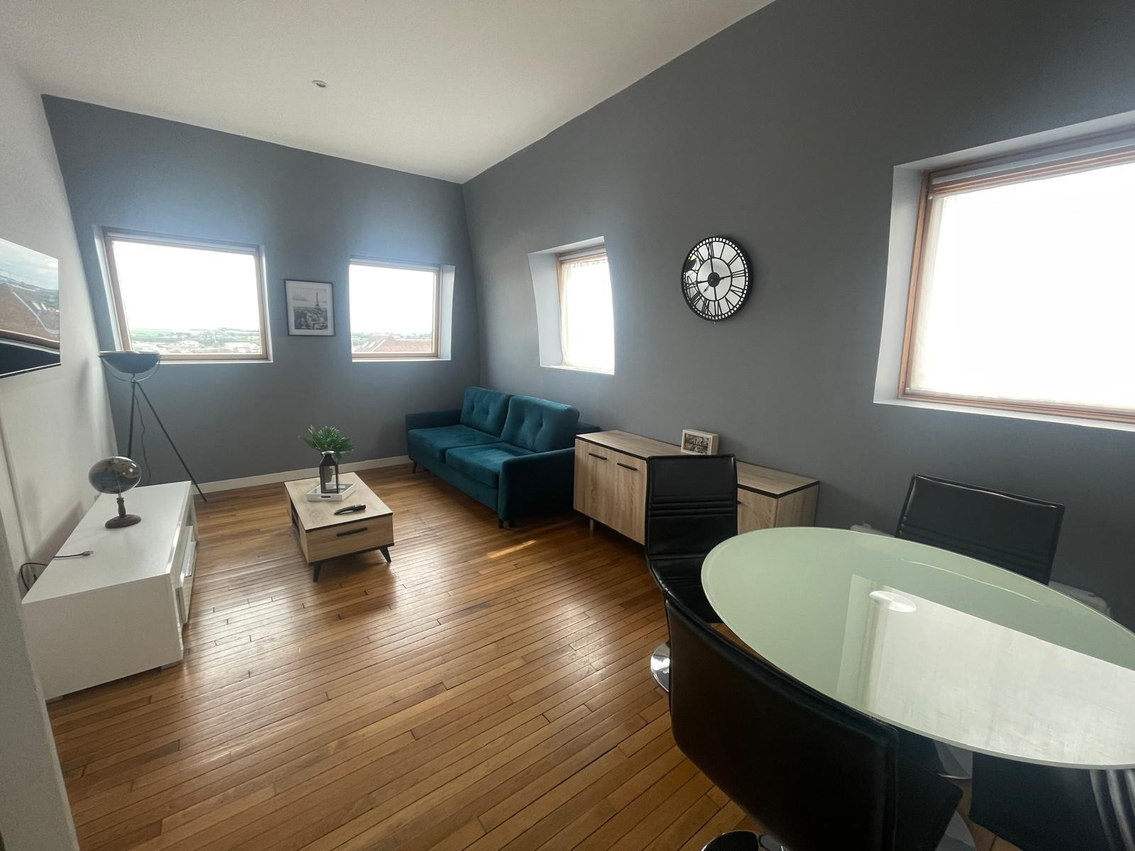 
                                                Location
                                                 Superbe appartement en coeur de ville