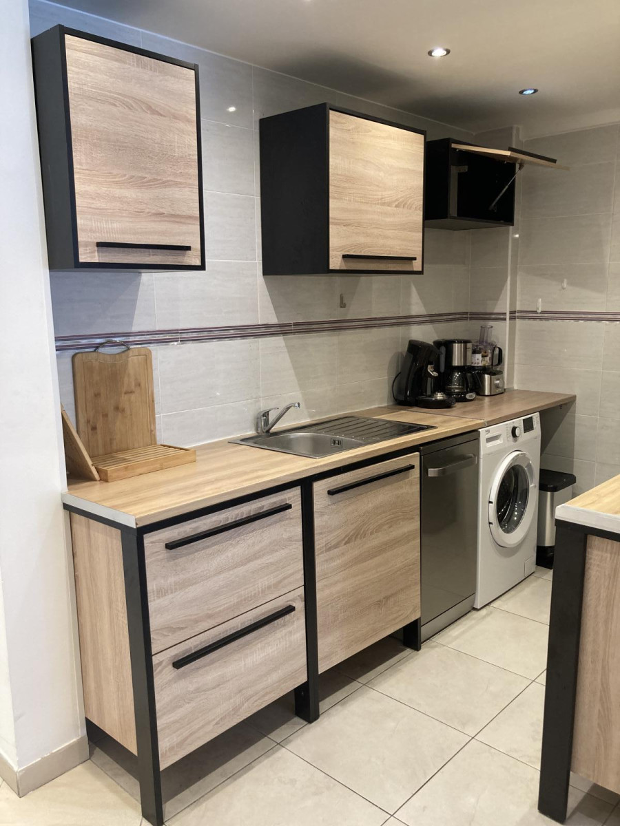 
                                                Location
                                                 Superbe appartement meublé à NICE