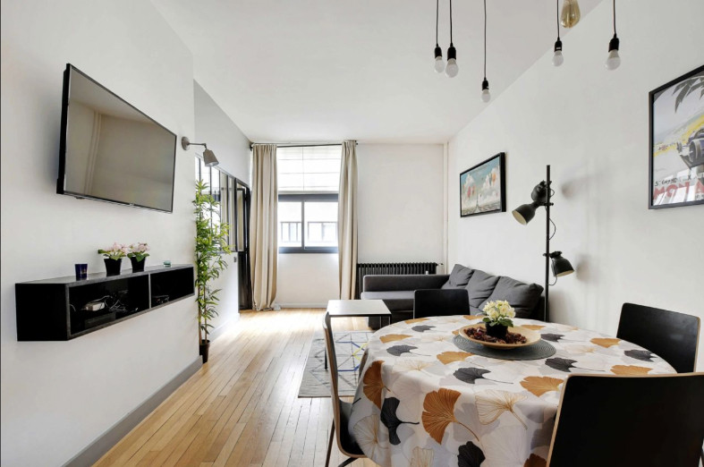 
                                                Location
                                                 Superbe appartement meuble - CONCORDE / MADELEINE