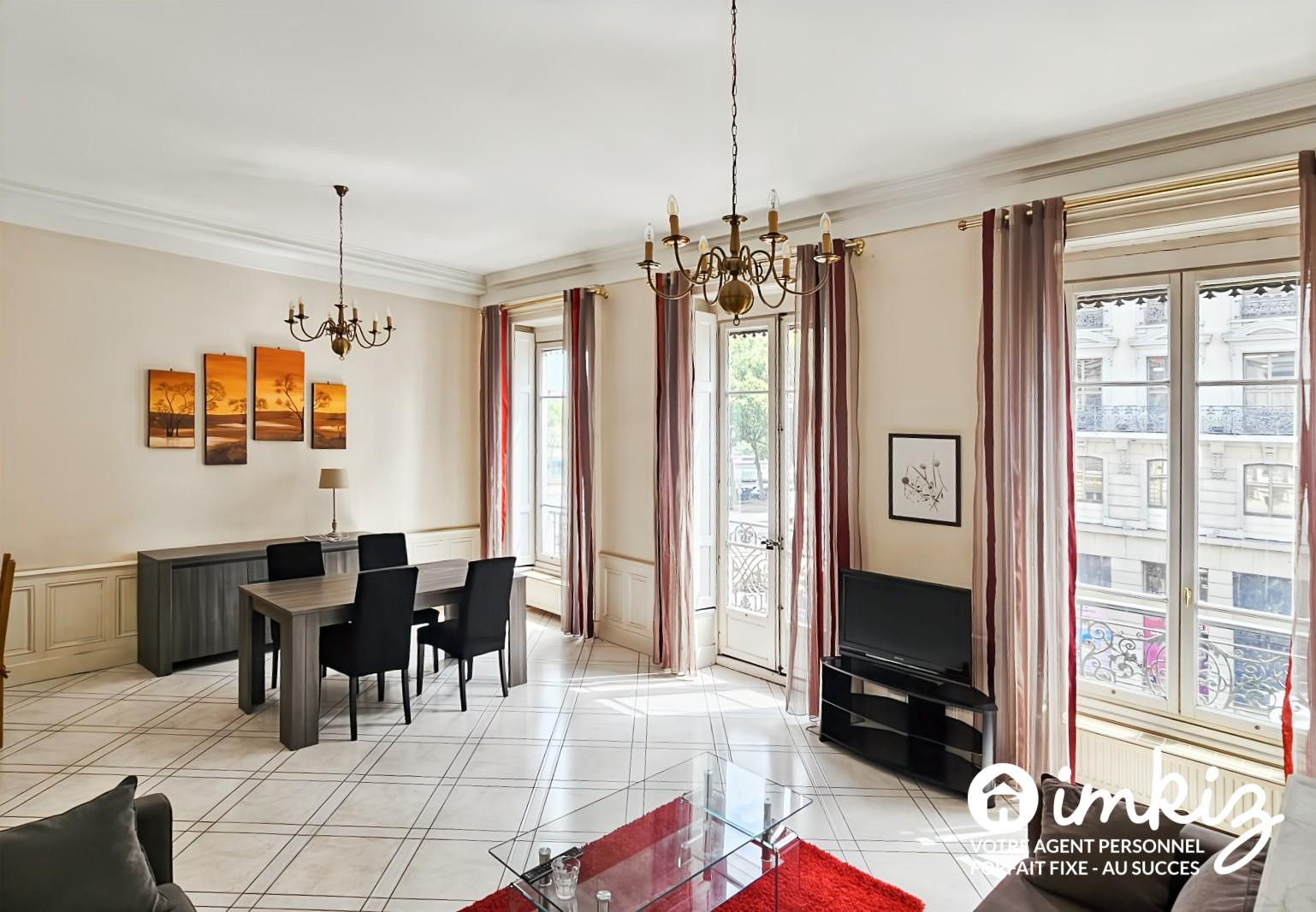 
                                                Vente
                                                 Superbe appartement T3/T4 avec balcon et vue