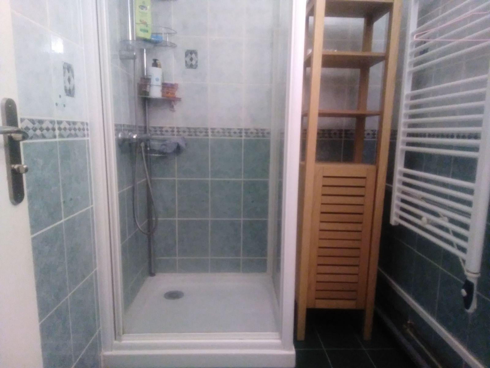 
                                                Location
                                                 Superbe appartement T4 82m²