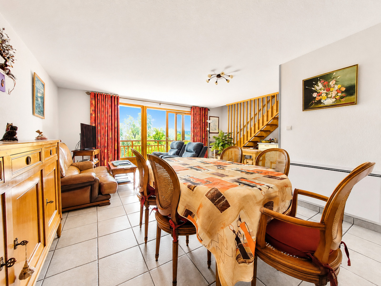 
                                                Vente
                                                 Superbe appartement T4 en duplex traversant