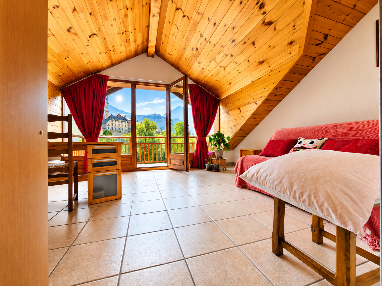 
                                                Vente
                                                 Superbe appartement T4 en duplex traversant