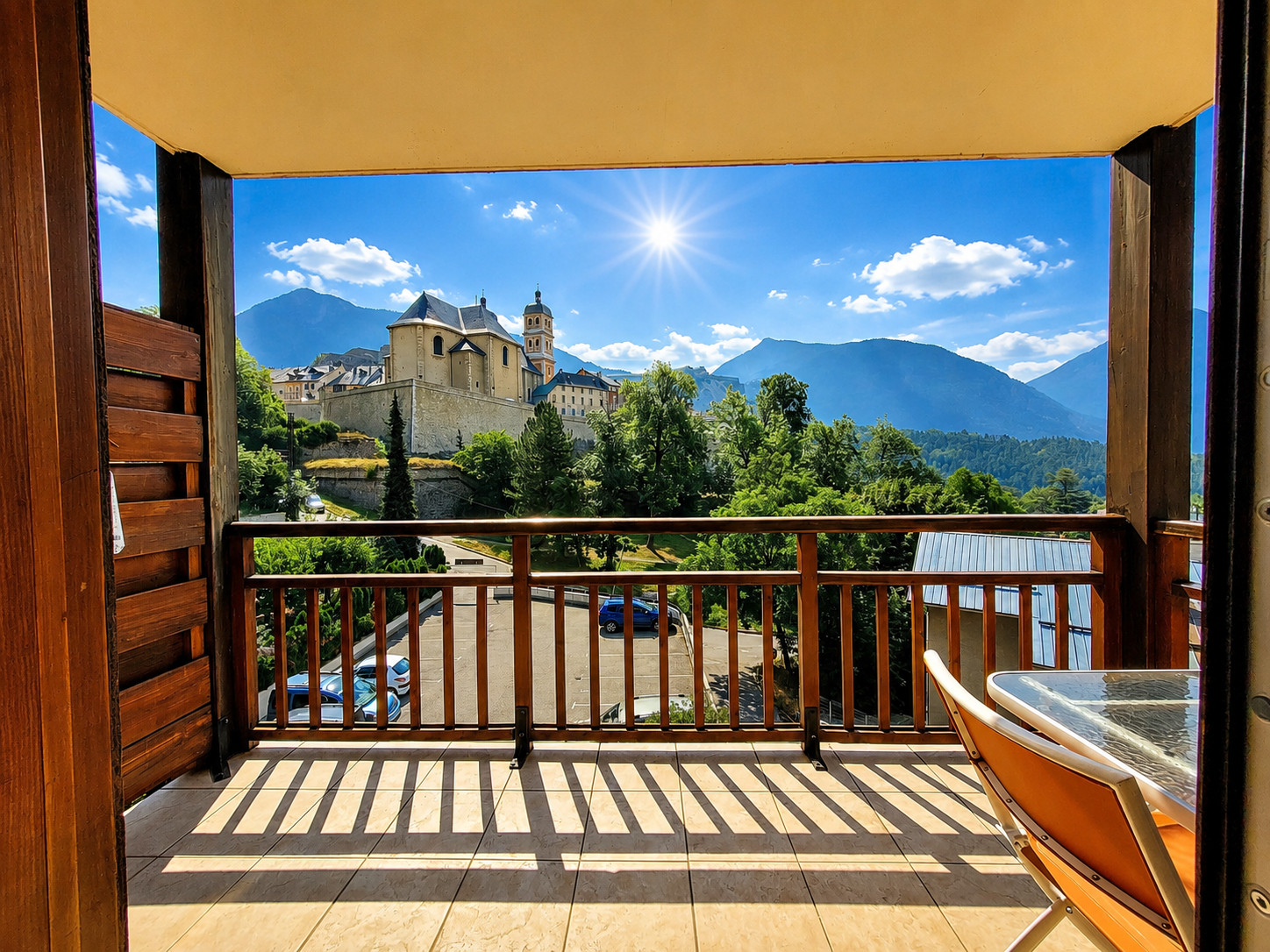 
                                                Vente
                                                 Superbe appartement T4 en duplex traversant