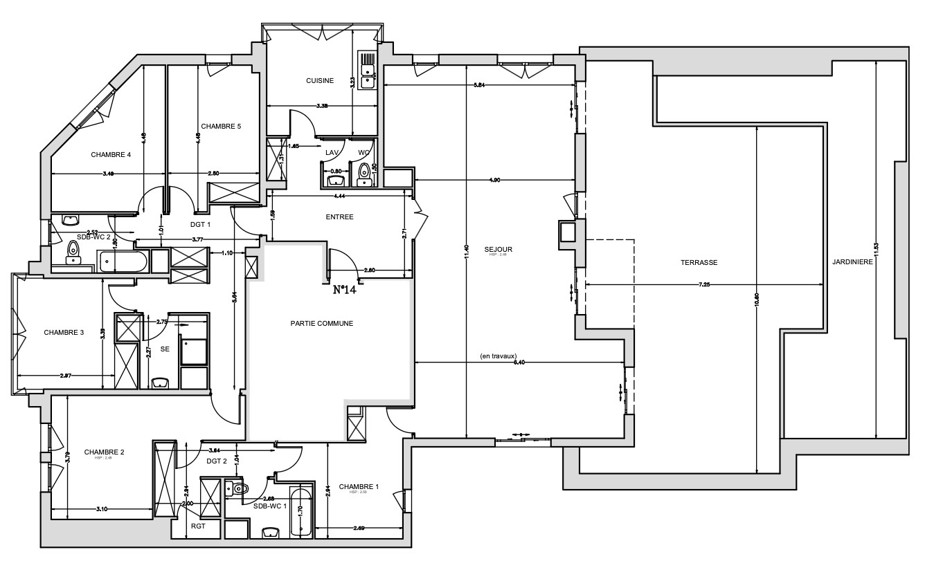 
                                                Vente
                                                 Superbe appartement T6 familial avec terrasse