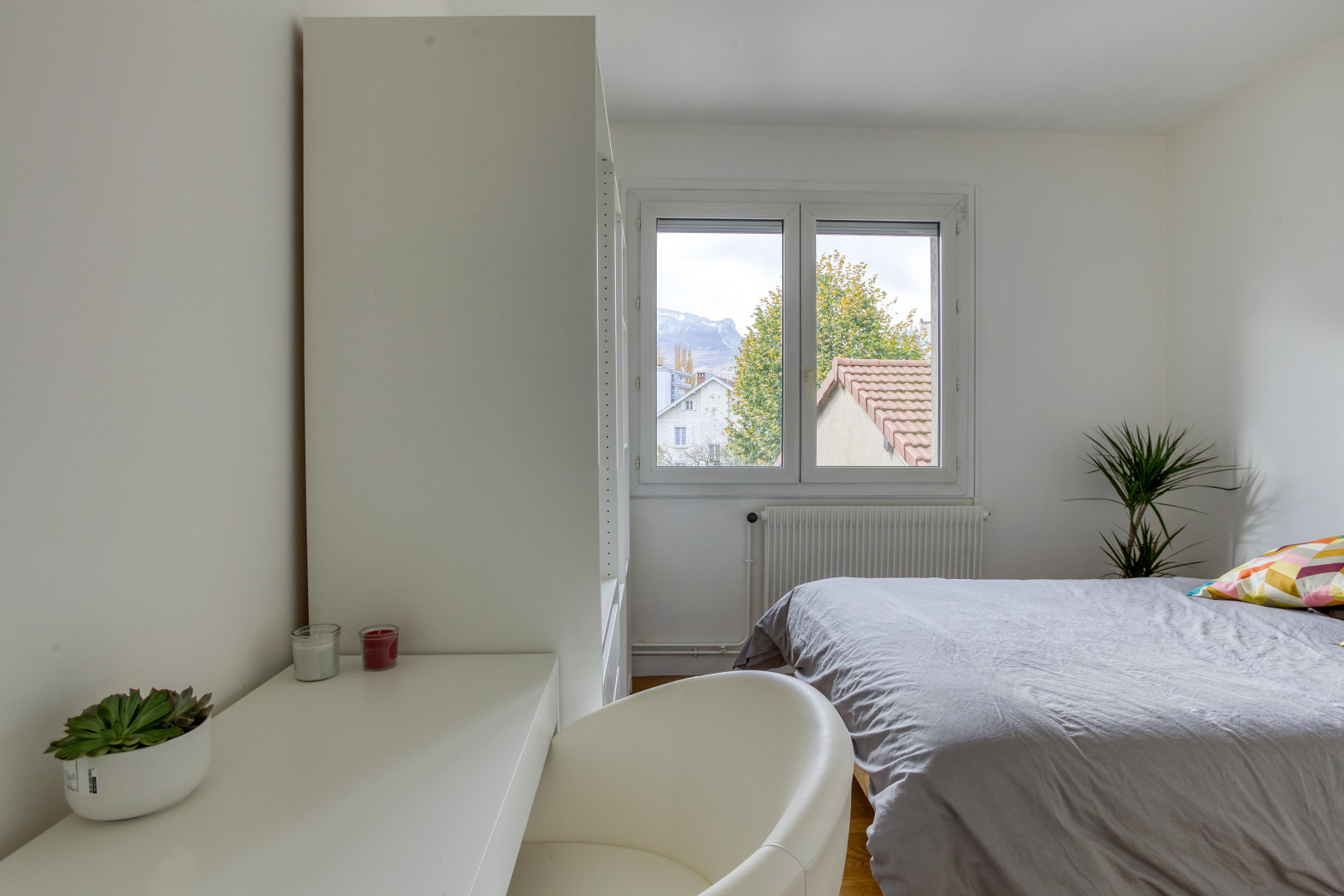 
                                                Colocation
                                                 Superbe colocation de 3 chambres à Grenoble