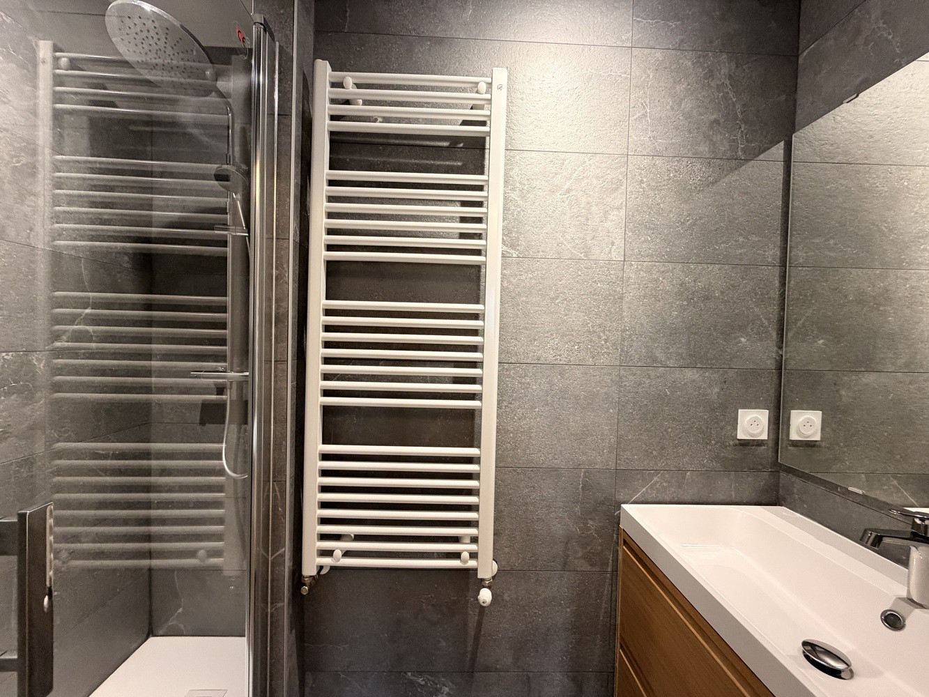 
                                                Colocation
                                                 Superbe colocation meublée, 4 chambres à LYON