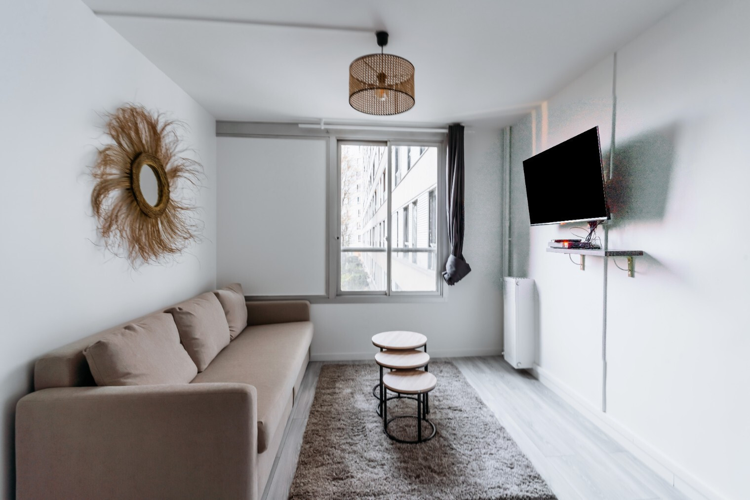 
                                                Colocation
                                                 Superbe colocation proche transports