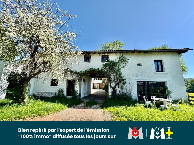 
                                                Vente
                                                 Superbe corps de ferme rénové de 352 m² sur  1393 m² de terrain