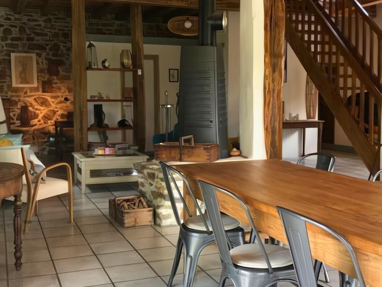 
                                                Vente
                                                 Superbe Corps de Ferme Rénové en Pierre avec Vue