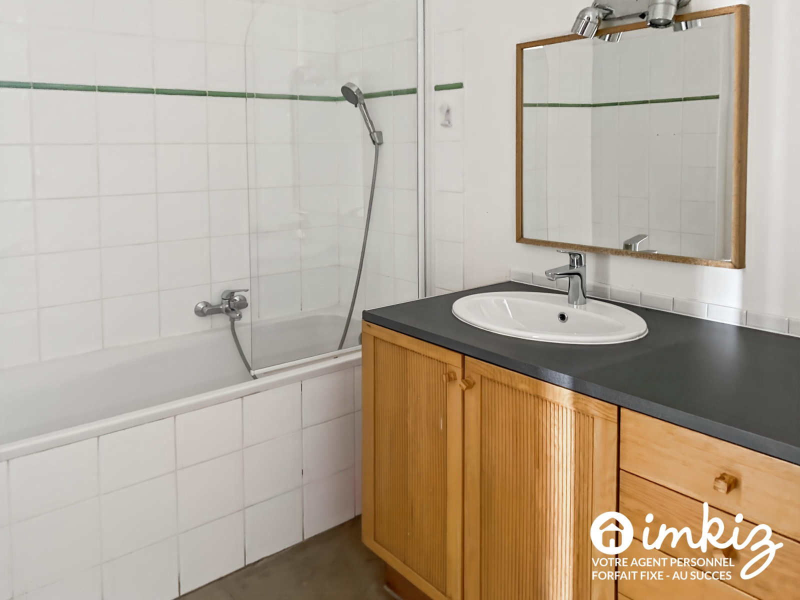 
                                                Vente
                                                 Superbe Duplex Haussmannien 4 pièces