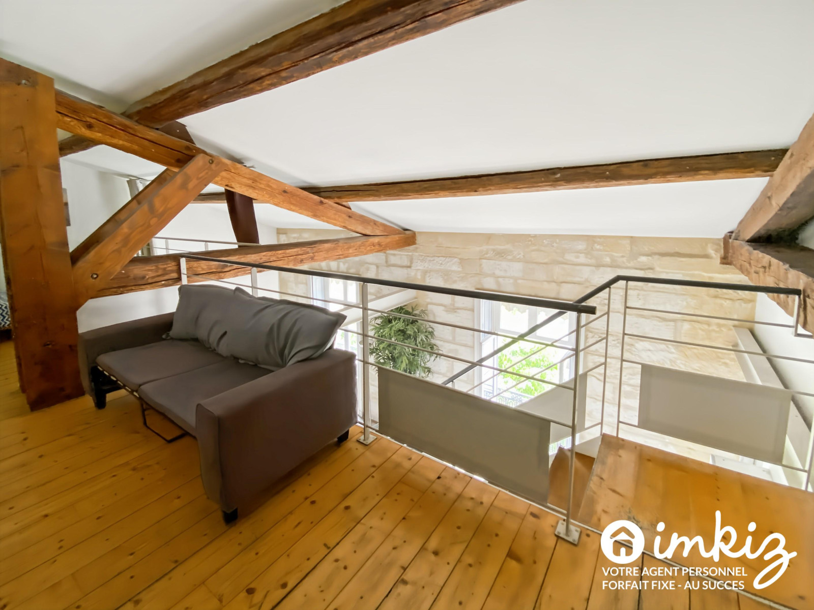 
                                                Vente
                                                 Superbe Duplex Haussmannien 4 pièces