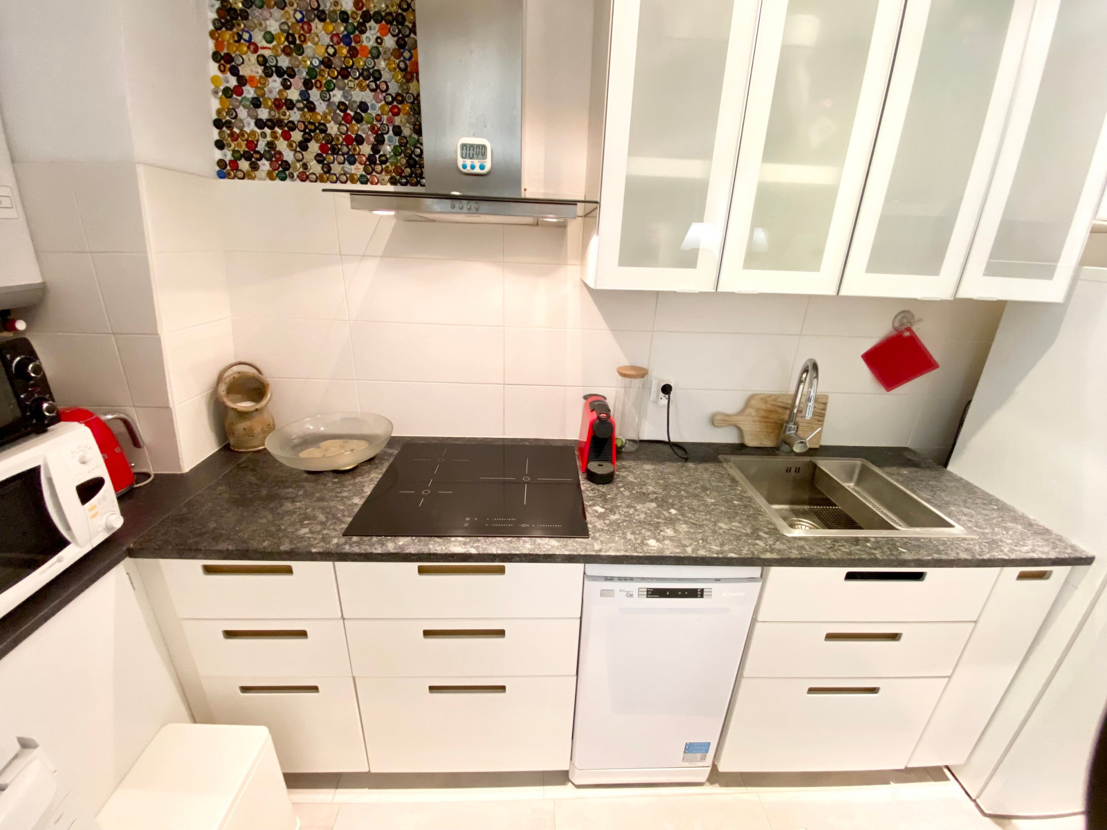 
                                                Location
                                                 Superbe duplex in the lively 9th district (loyer tout inclus)