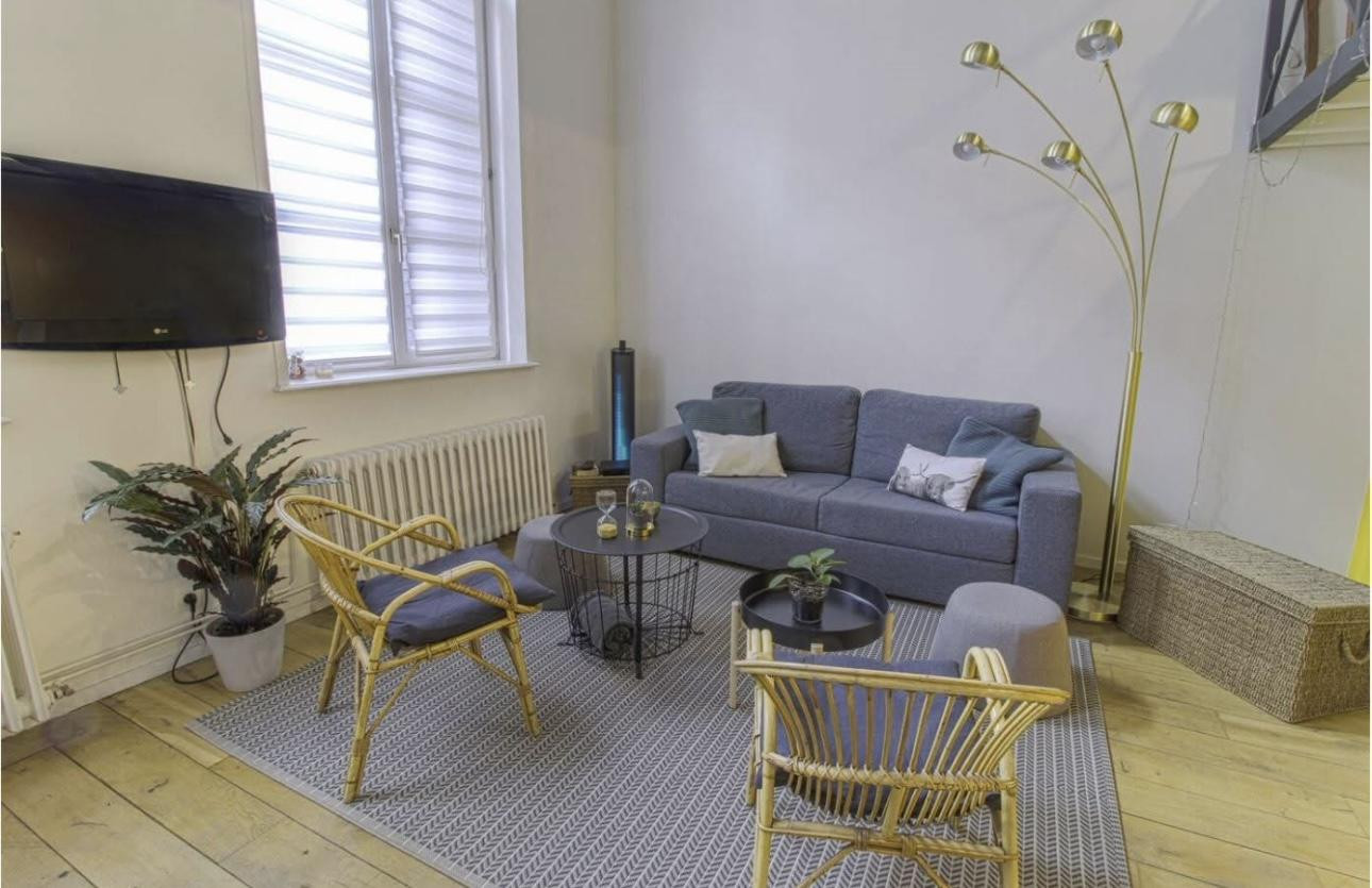 
                                                Location
                                                 Superbe Duplex T2 Meublé 3★ – Vieux Lille – 50 m²