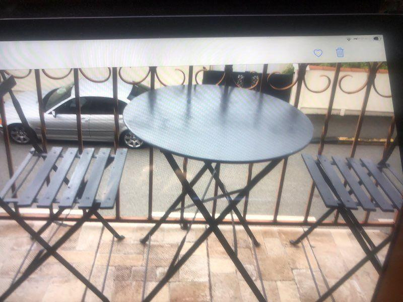 
                                                Location
                                                 Superbe f2 neuf meublé - parking balcon