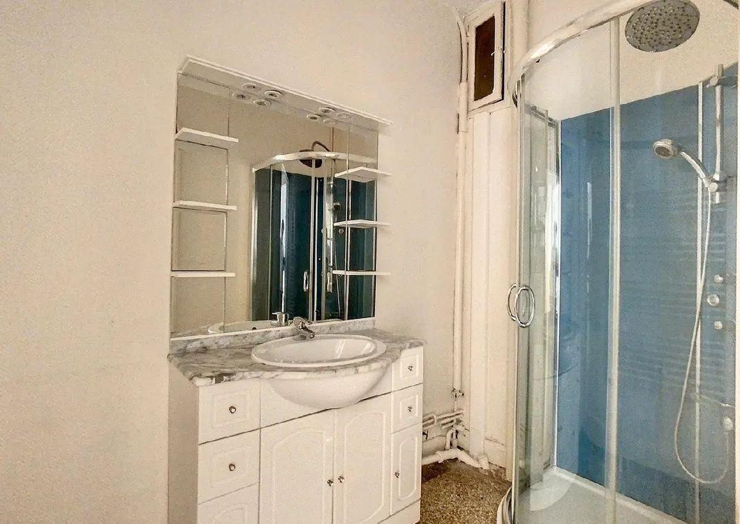 
                                                Location
                                                 Superbe F3 neuf 69m2 en Rez de Chaussée surélevé