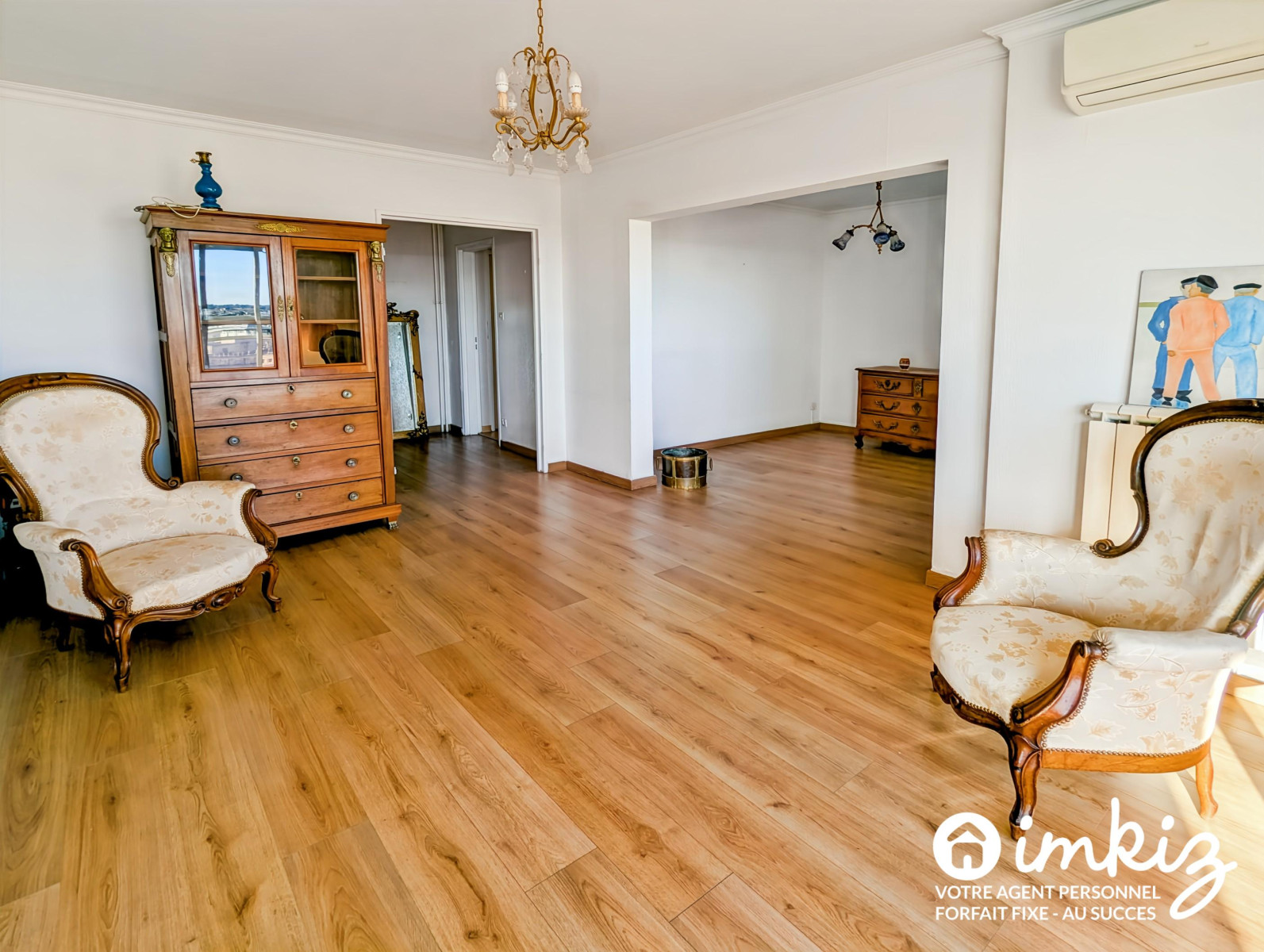 
                                                Vente
                                                 Superbe F4 avec Vue Panoramique, Piscine et garage