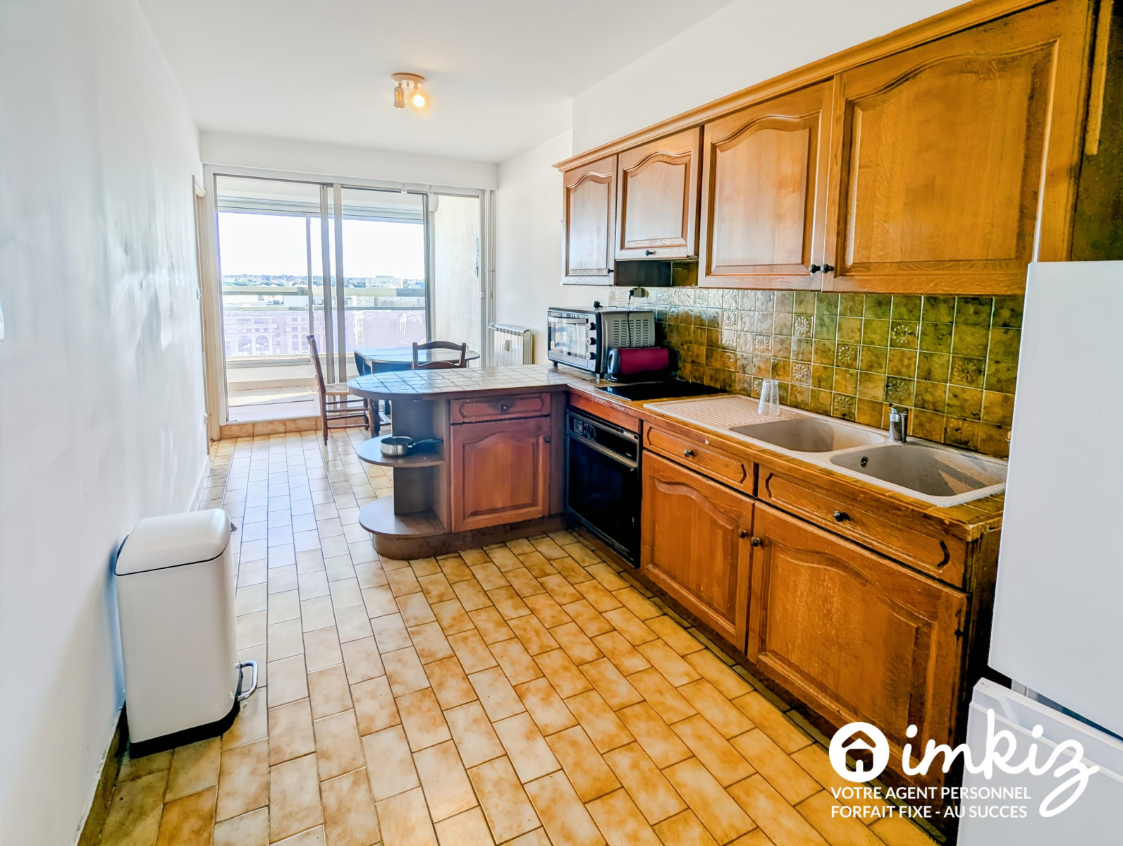 
                                                Vente
                                                 Superbe F4 avec Vue Panoramique, Piscine et garage