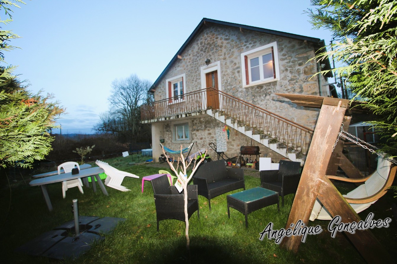 
                                                Vente
                                                 Superbe ferme au coeur du Morvan