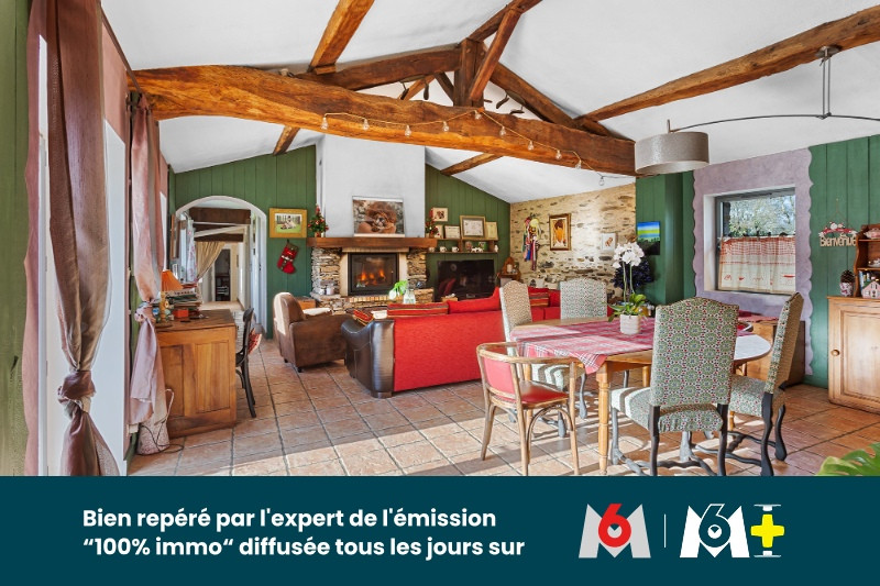 
                                                Vente
                                                 SUPERBE LONGERE EN PIERRE