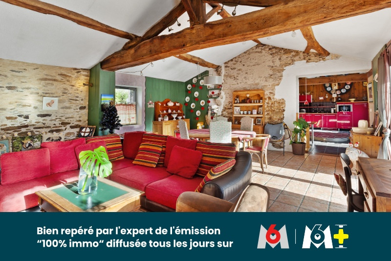 
                                                Vente
                                                 SUPERBE LONGERE en pierre + locatif