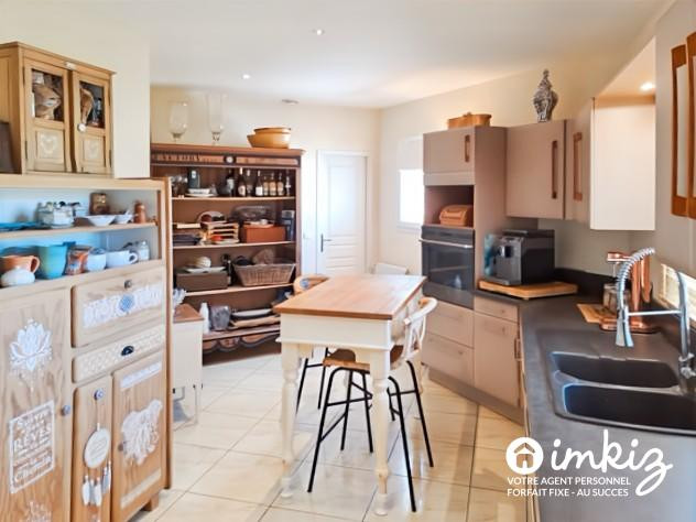 
                                                Vente
                                                 Superbe Maison à15min de la plage jouxtant Pézenas