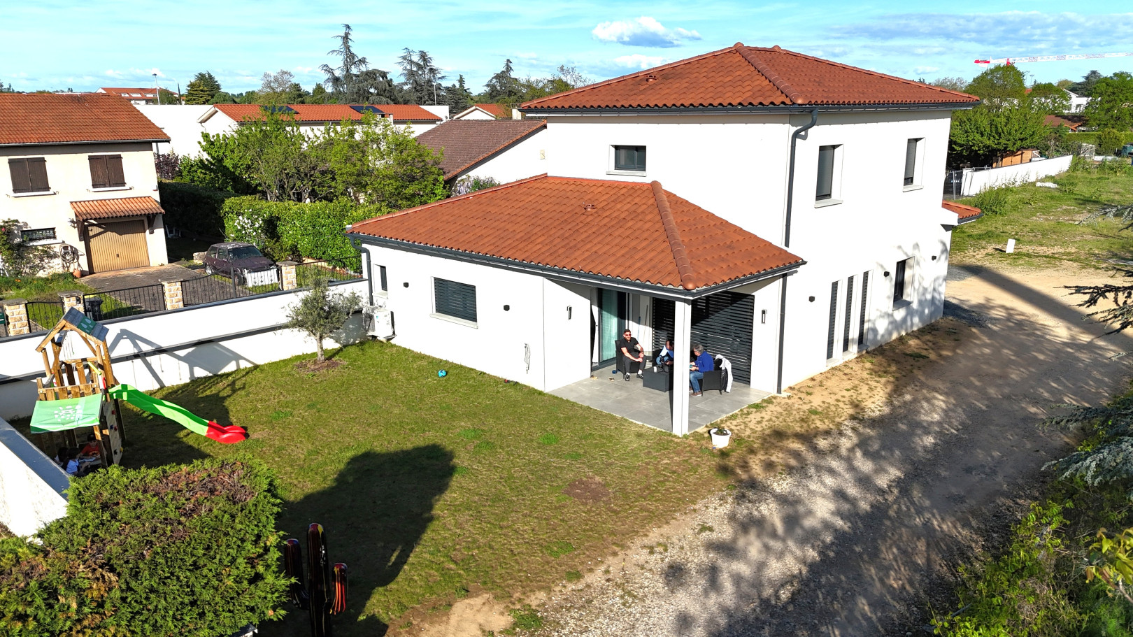 
                                                Vente
                                                 Superbe maison au cœur de Chassieu