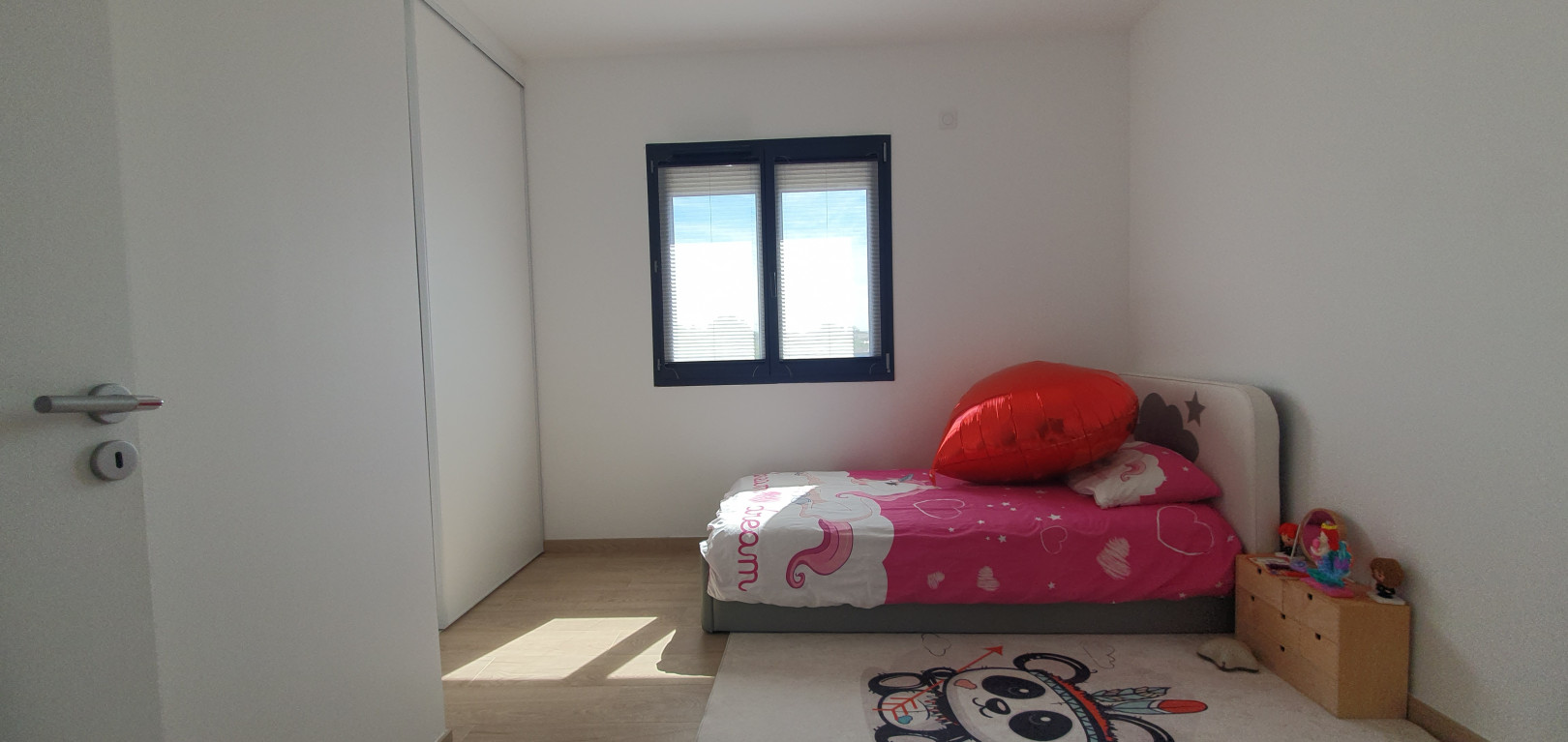 
                                                Vente
                                                 Superbe maison au cœur de Chassieu