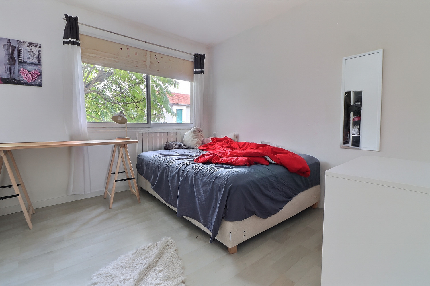 
                                                Vente
                                                 Superbe Maison avec Jardin Calme