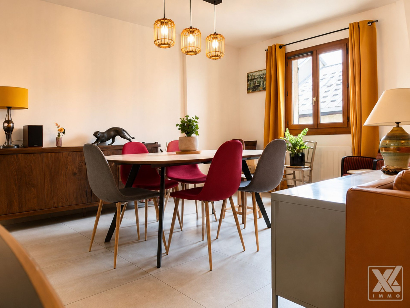 
                                                Vente
                                                 Superbe maison centre ville