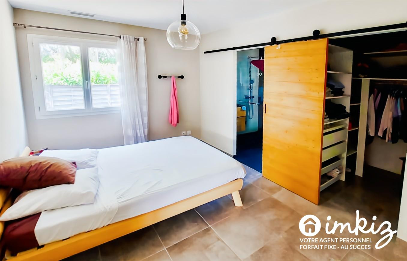 
                                                Vente
                                                 Superbe maison contemporaine avec piscine