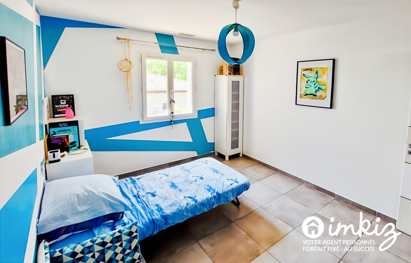 
                                                Vente
                                                 Superbe maison contemporaine avec piscine