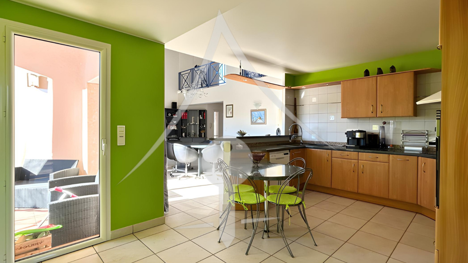 
                                                Vente
                                                 Superbe Maison d'Architecte T5 à MURET/OX