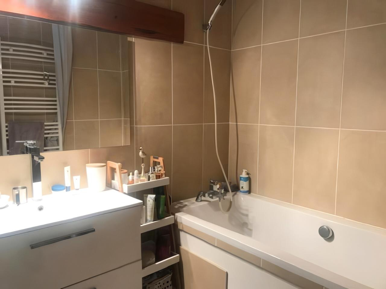 
                                                Vente
                                                 Superbe maison en Pierre avec Vue