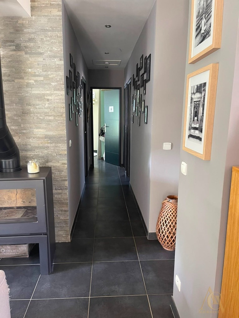 
                                                Vente
                                                 Superbe maison individuelle plain pied  avec piscine