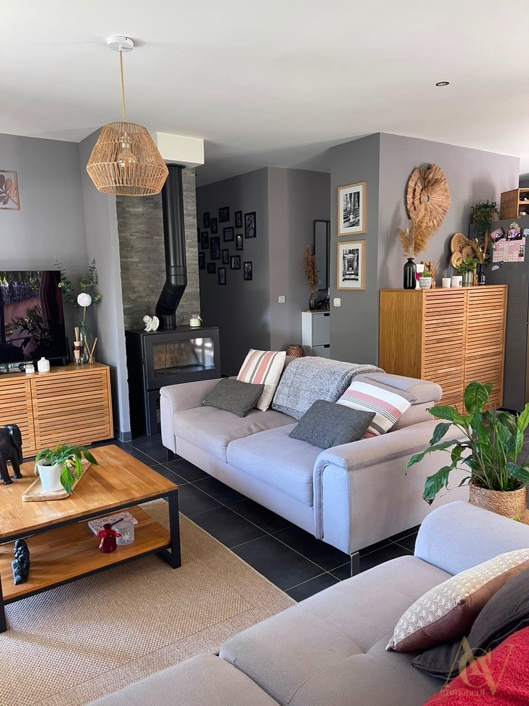 
                                                Vente
                                                 Superbe maison individuelle plain pied  avec piscine