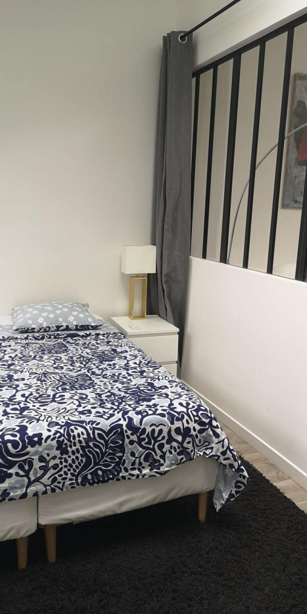 
                                                Location
                                                 Superbe maison meublée 42m² avec un jardin privé