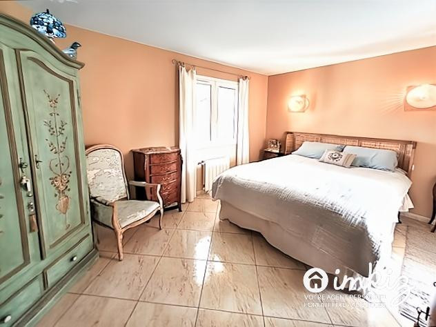 
                                                Vente
                                                 Superbe Maison Située à 10 minutes des Plages.